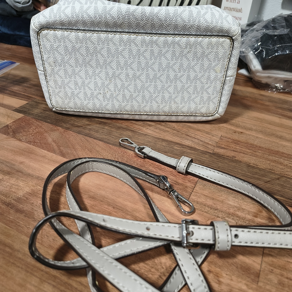 Michael Kors Crossbody Satchel Bag - Picture 6 of 6